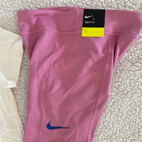 New girls Nike White Tee and Pink Activewear Set Sz L 12-14 - Picture 10 of 10